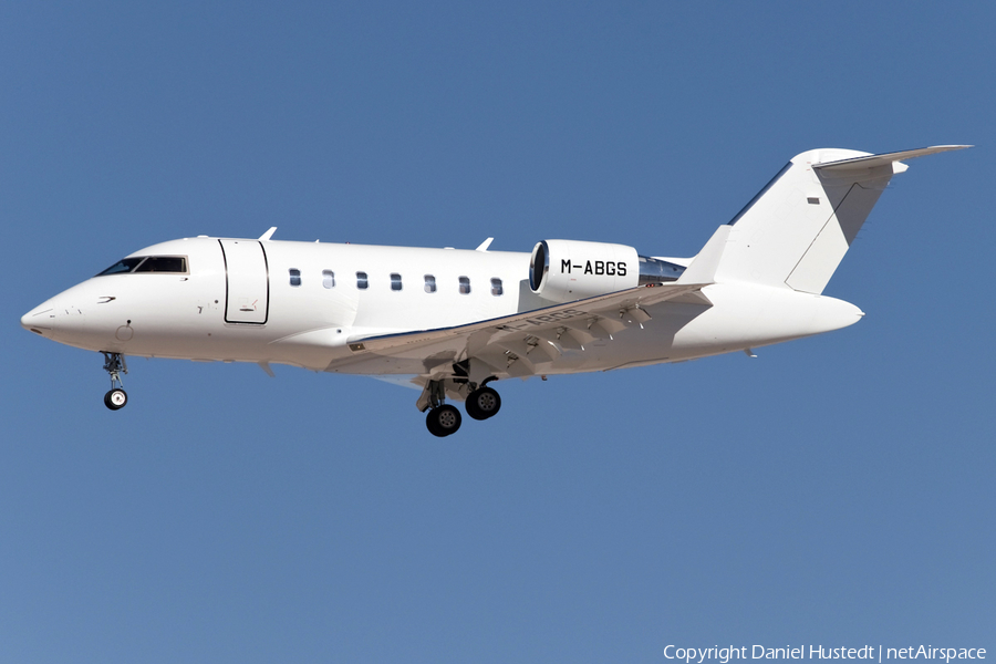 (Private) Bombardier CL-600-2B16 Challenger 605 (M-ABGS) | Photo 479260