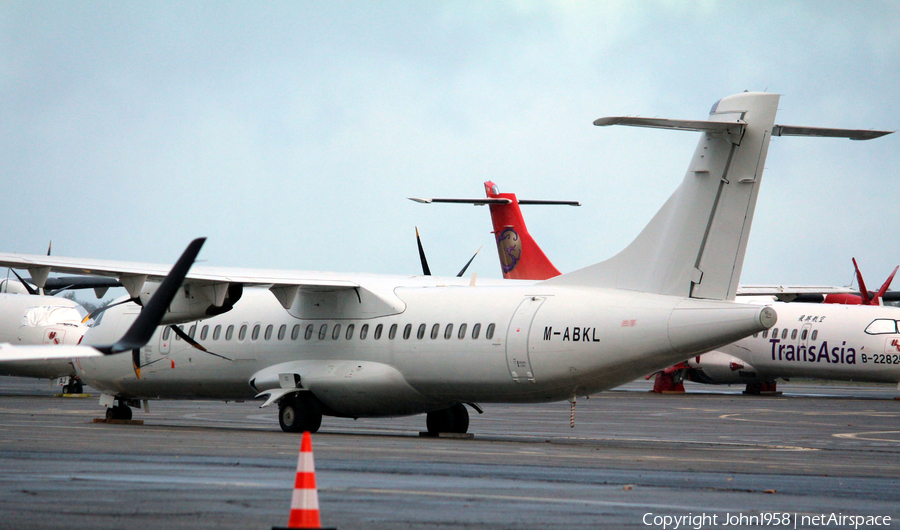Elix Aviation Capital ATR 72-600 (M-ABKL) | Photo 146225
