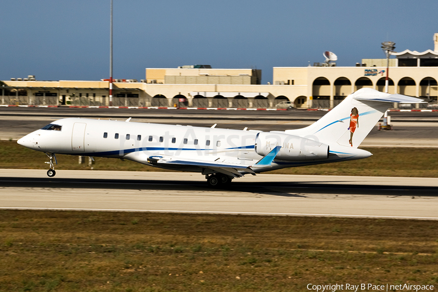 (Private) Bombardier BD-700-1A11 Global 5000 (M-AJWA) | Photo 316398