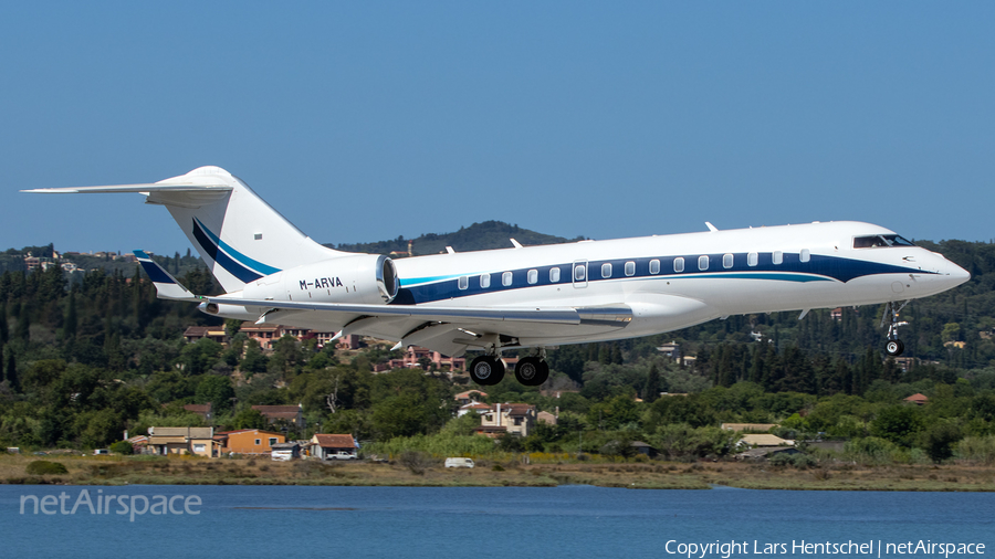 (Private) Bombardier BD-700-1A10 Global 6000 (M-ARVA) | Photo 459894