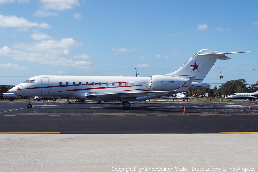 (Private) Bombardier BD-700-1A11 Global 5000 (M-CCCP) | Photo 150127