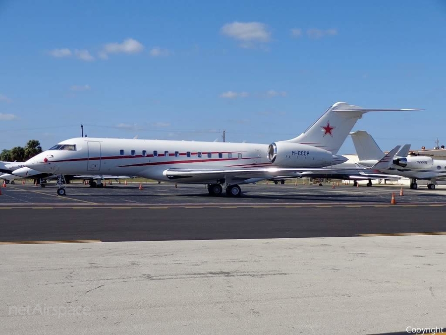 (Private) Bombardier BD-700-1A11 Global 5000 (M-CCCP) | Photo 150251