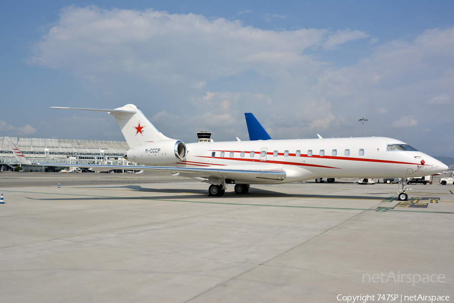 (Private) Bombardier BD-700-1A11 Global 5000 (M-CCCP) | Photo 86904