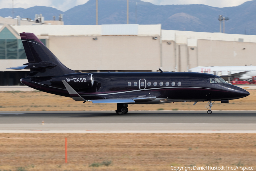 (Private) Dassault Falcon 2000 (M-CKSB) | Photo 535836