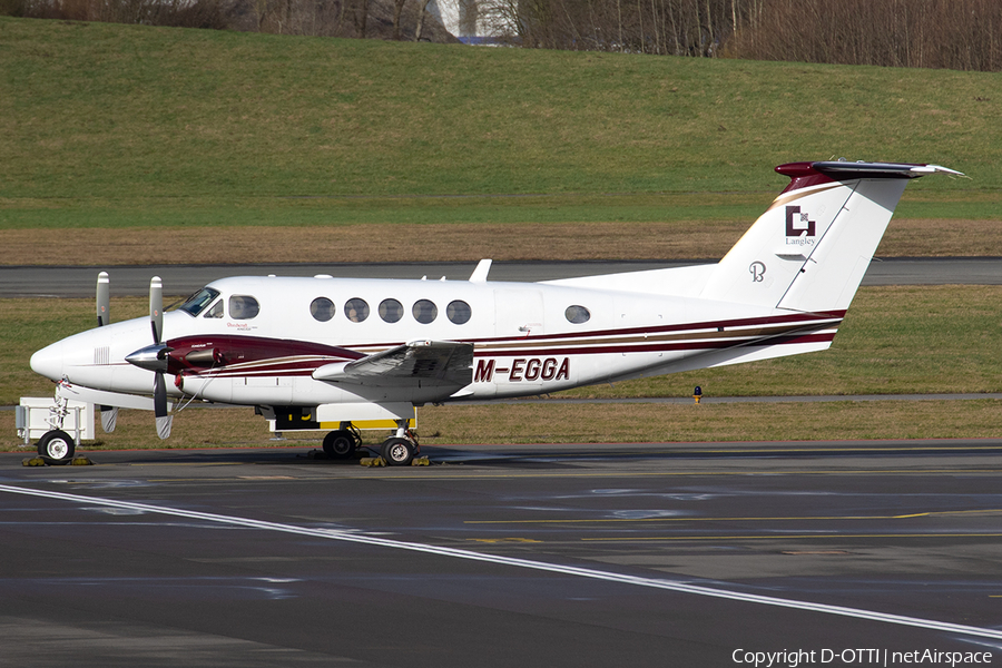 (Private) Beech King Air B200 (M-EGGA) | Photo 373843