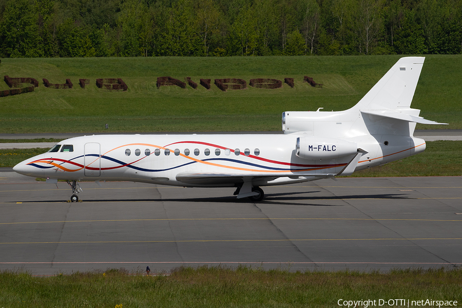 (Private) Dassault Falcon 7X (M-FALC) | Photo 317867