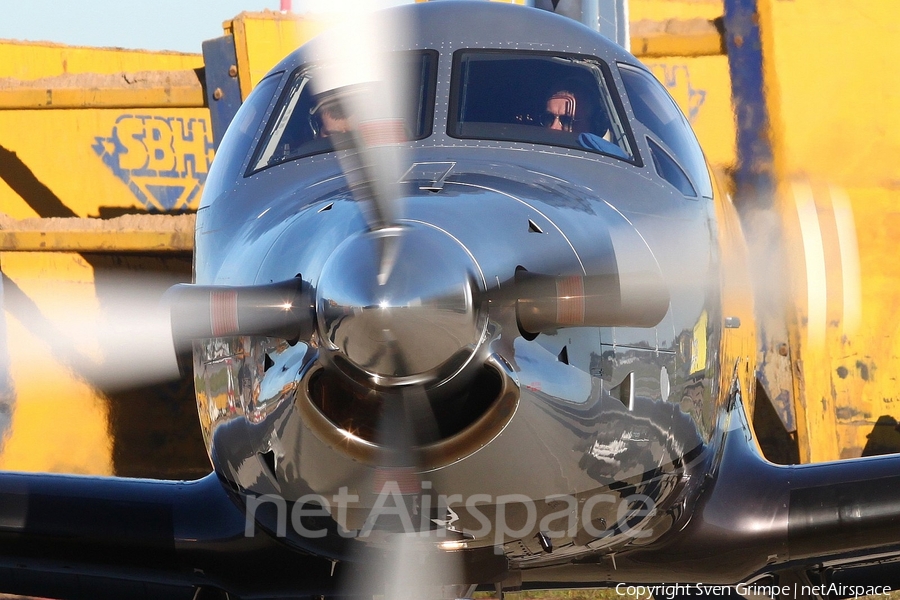 (Private) Pilatus PC-12/47E (M-FWIN) | Photo 31875