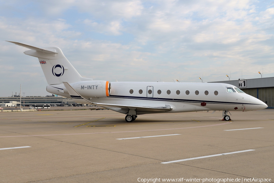 Hampshire Aviation Gulfstream G280 (M-INTY) | Photo 406290