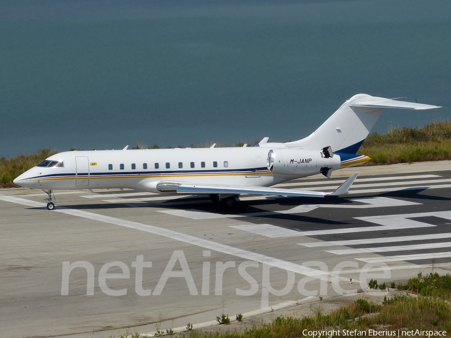 (Private) Bombardier BD-700-1A11 Global 5000 (M-JANP) | Photo 652501