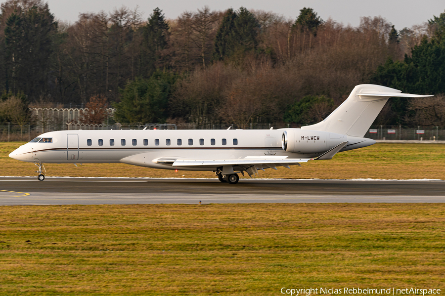 (Private) Bombardier BD-700-2A12 Global 7500 (M-LWCW) | Photo 420868