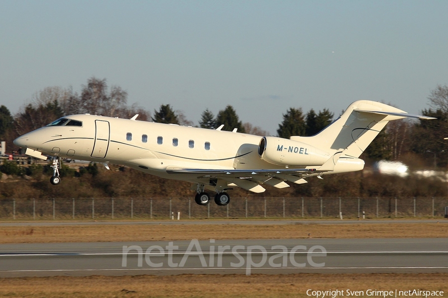 (Private) Bombardier BD-100-1A10 Challenger 300 (M-NOEL) | Photo 17175