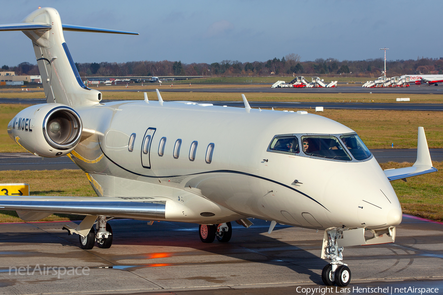 (Private) Bombardier BD-100-1A10 Challenger 300 (M-NOEL) | Photo 418393