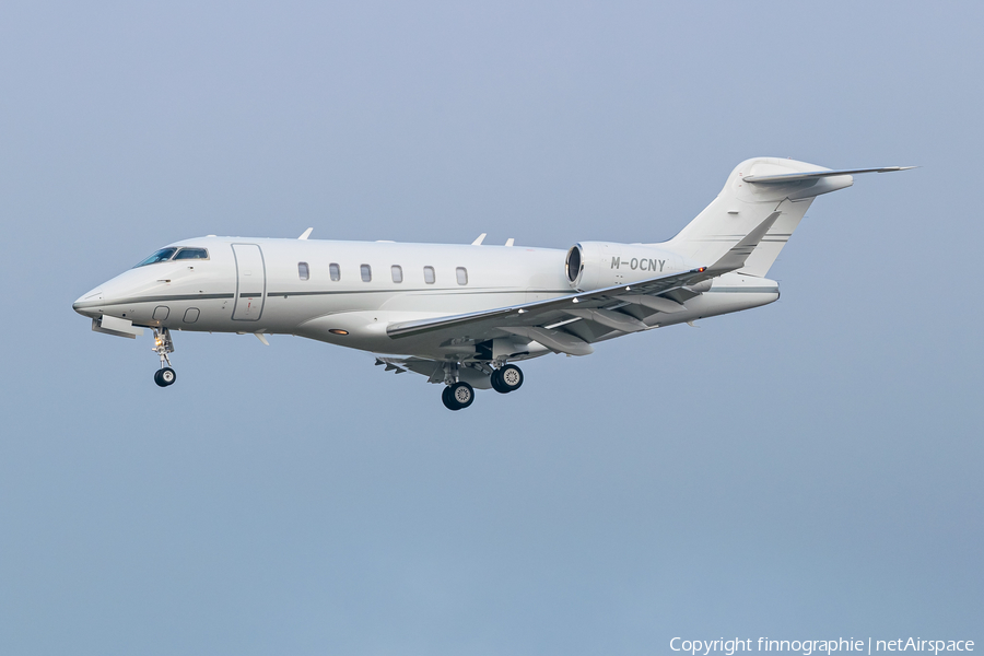 (Private) Bombardier BD-100-1A10 Challenger 350 (M-OCNY) | Photo 481120