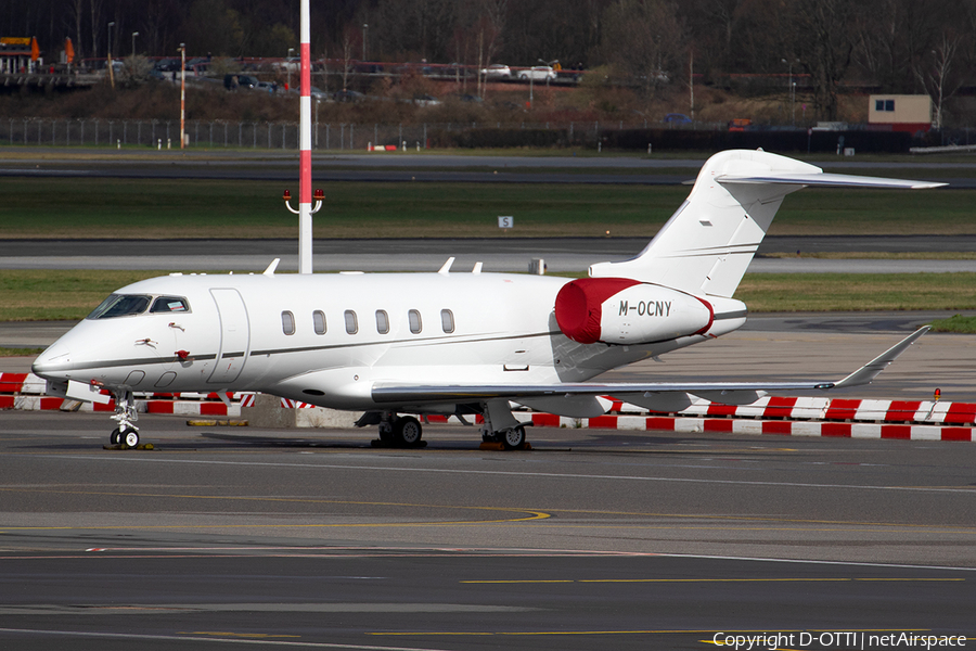 (Private) Bombardier BD-100-1A10 Challenger 350 (M-OCNY) | Photo 304016