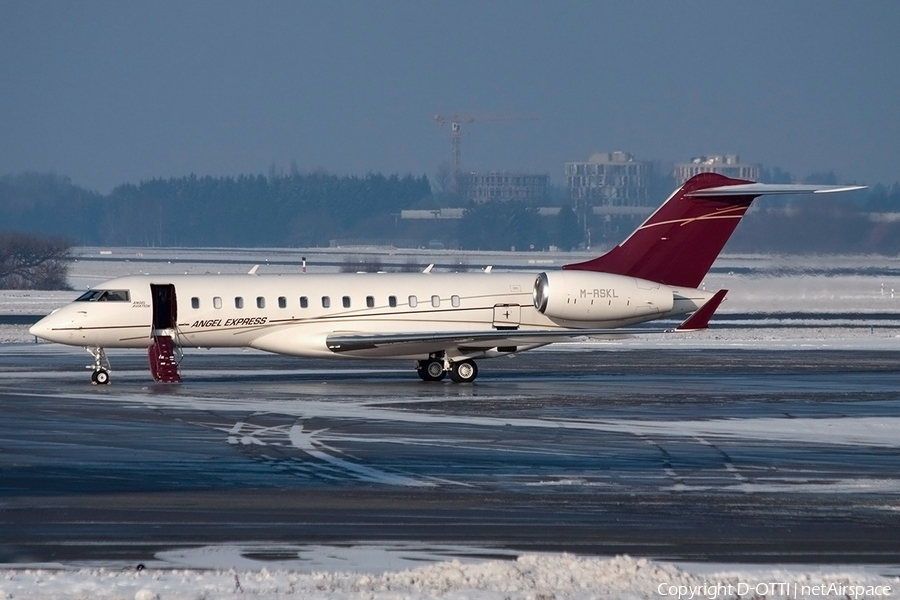 TAG Aviation Asia Bombardier BD-700-1A10 Global Express XRS (M-RSKL) | Photo 399979