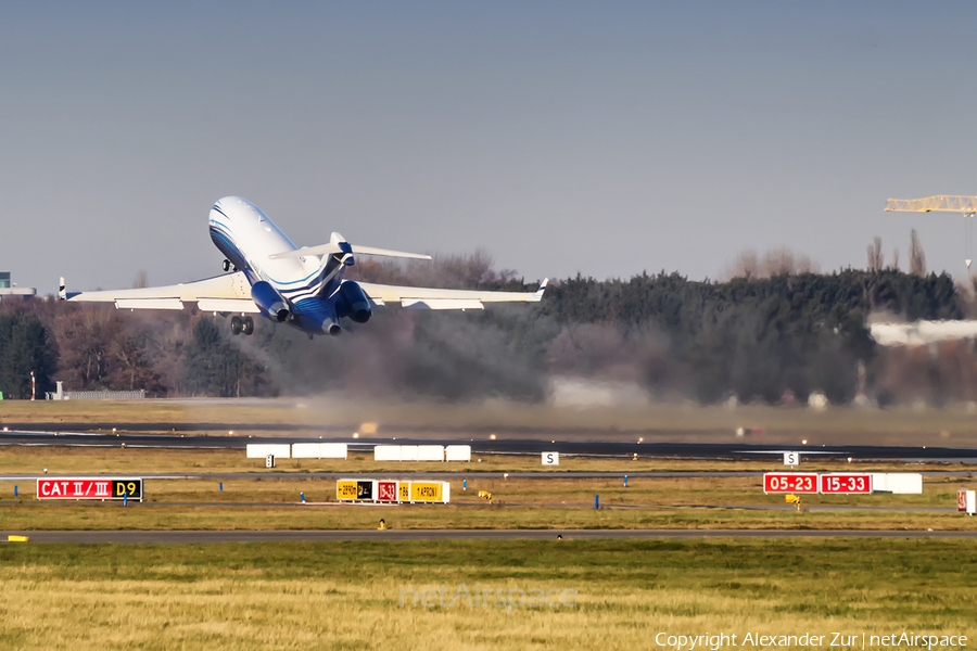 Starling Aviation Boeing 727-2X8(Adv RE) (M-STAR) | Photo 132681