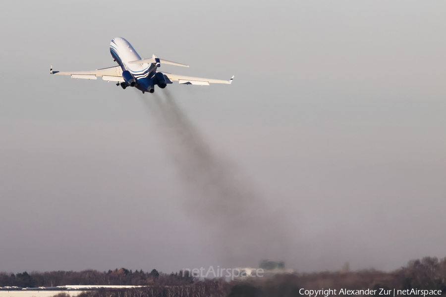 Starling Aviation Boeing 727-2X8(Adv RE) (M-STAR) | Photo 132970