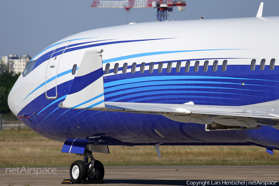 Starling Aviation Boeing 727-2X8(Adv RE) (M-STAR) | Photo 127596