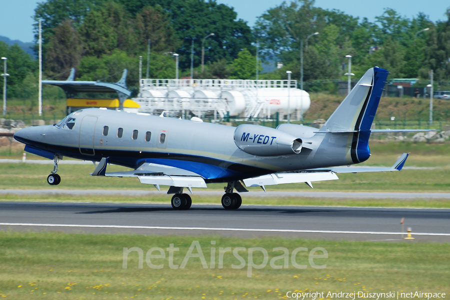 (Private) Gulfstream G100 (M-YEDT) | Photo 209809