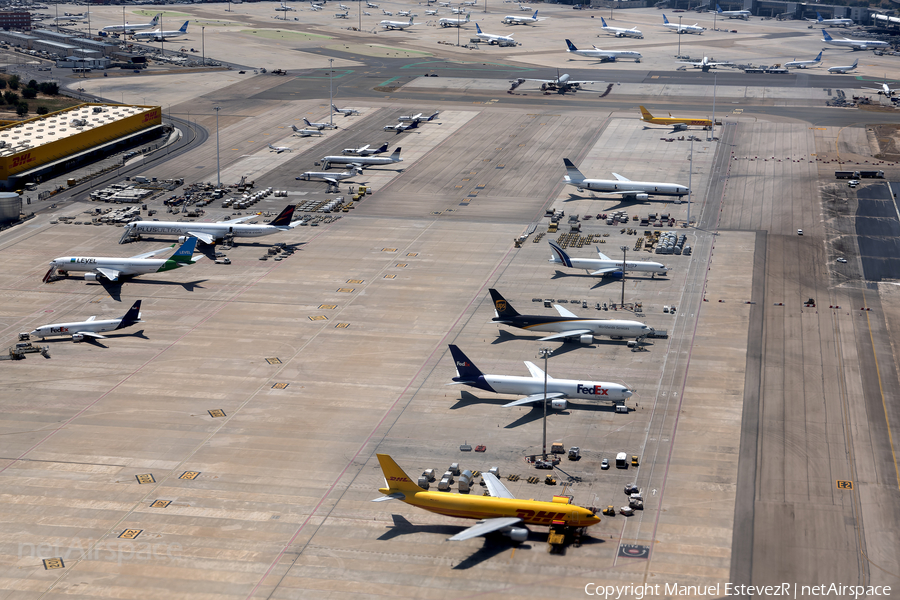 Aviation photo 582860