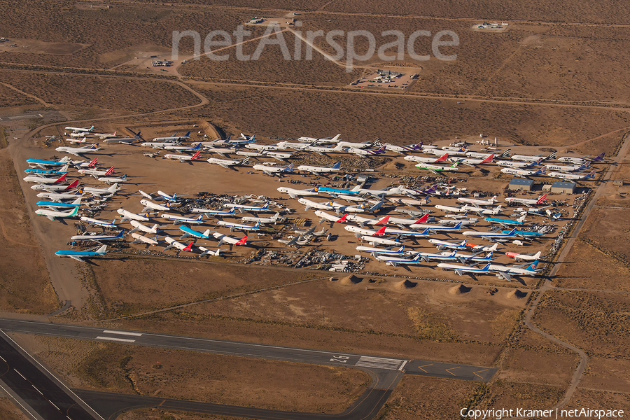 Aviation photo 676909