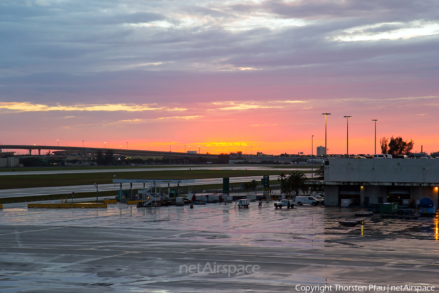 Aviation photo 108744