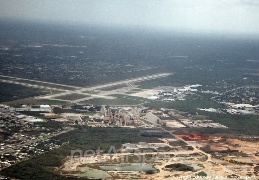 Aviation photo 160402