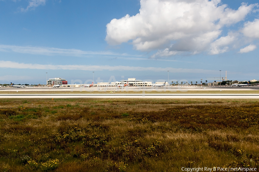 Aviation photo 382960