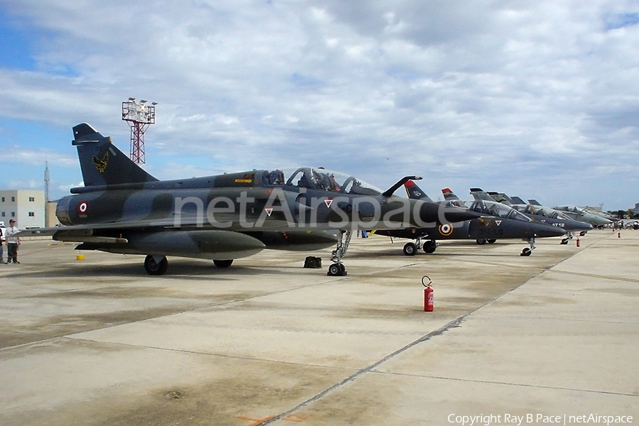 Aviation photo 388092