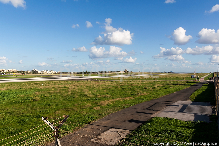 Aviation photo 416111