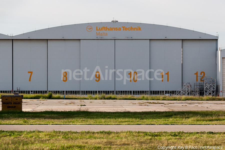 Aviation photo 416324