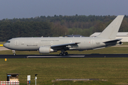 Italian Air Force (Aeronautica Militare Italiana) Boeing KC-767A/767-2EY(ER) (MM62226) at  Eindhoven, Netherlands