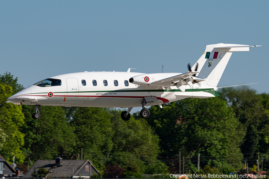 Italian Air Force (Aeronautica Militare Italiana) Piaggio P.180AM Avanti (MM62287) | Photo 450395