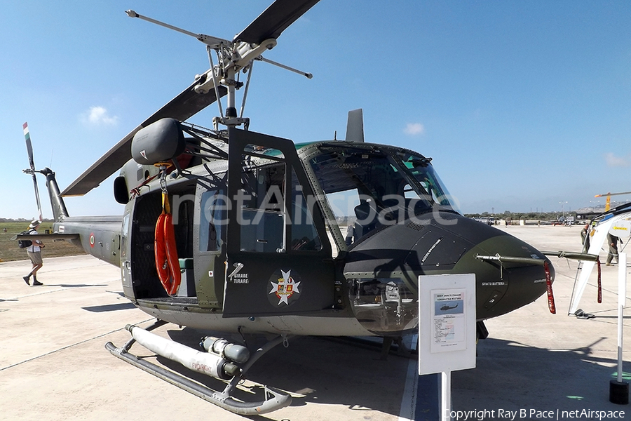 Italian Air Force (Aeronautica Militare Italiana) Agusta Bell AB212ICO (MM81163) | Photo 359430
