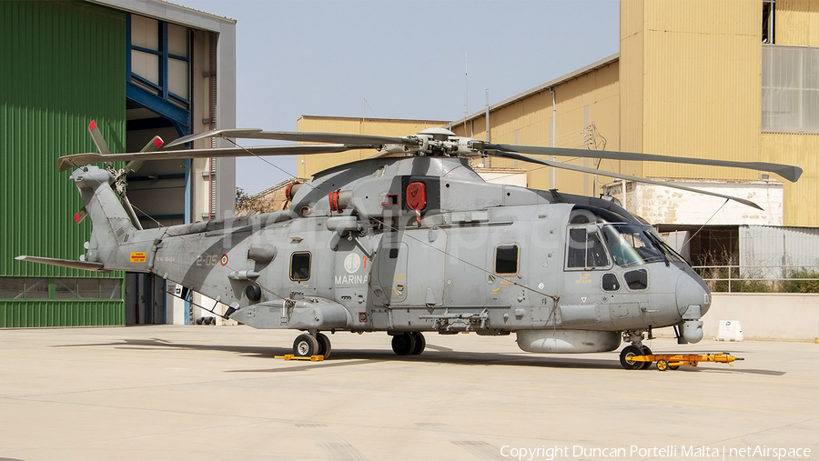 Italian Navy (Marina Militare Italiana) AgustaWestland SH-101A (MM81484) | Photo 505708