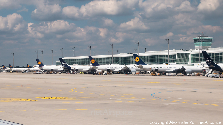 Aviation photo 326915