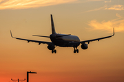 American Airlines Airbus A321-200 (N*****) at  Los Angeles - International, United States