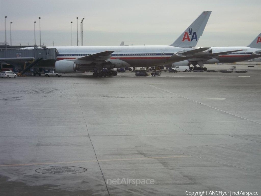 American Airlines Boeing 777-223(ER) (N***AN) | Photo 19118