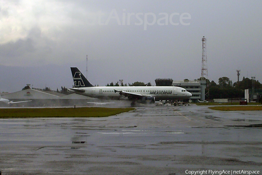 Mexicana Airbus A320-231 (N*****) | Photo 49255