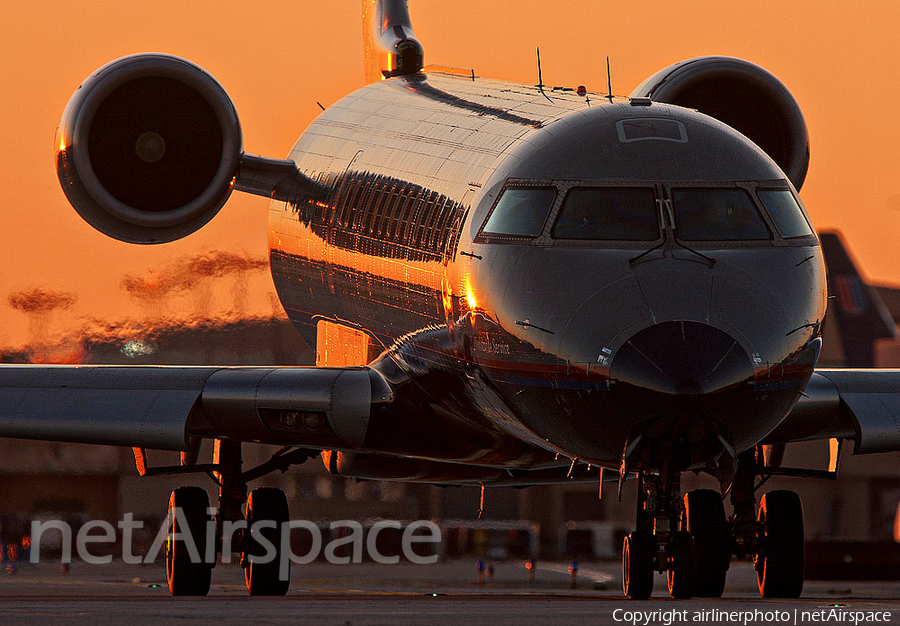 United Express (SkyWest Airlines) Bombardier CRJ-701 (N*****) | Photo 47776