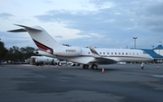 NetJets Bombardier BD-700-1A11 Global 5000 (N100QS) at  Orlando - Executive, United States
