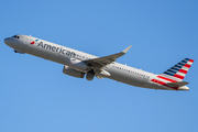 American Airlines Airbus A321-231 (N102NN) at  Los Angeles - International, United States