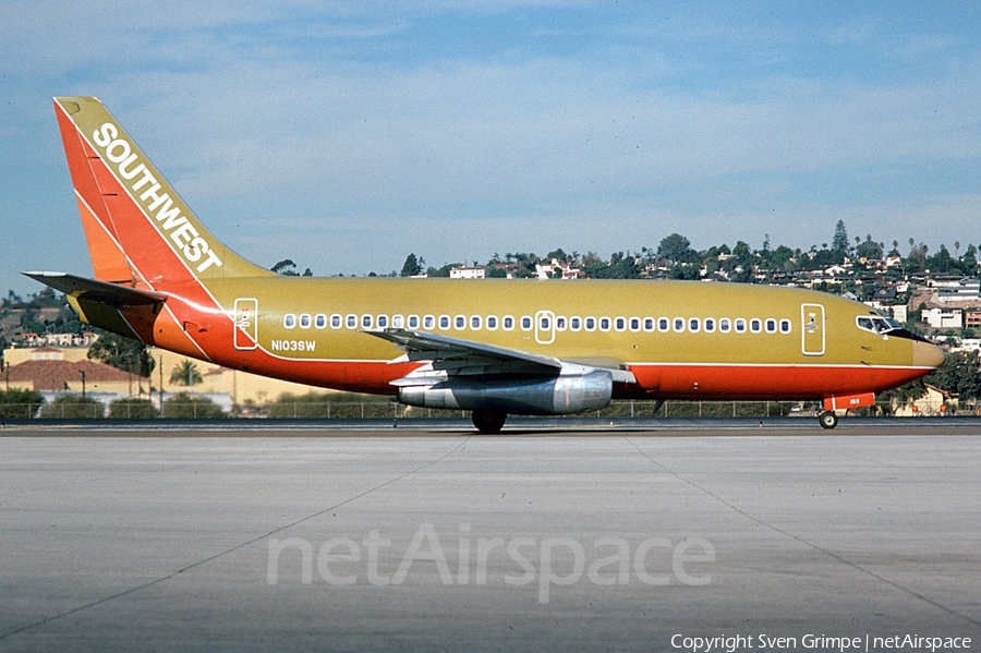 Southwest Airlines Boeing 737-2H4(Adv) (N103SW) | Photo 196096