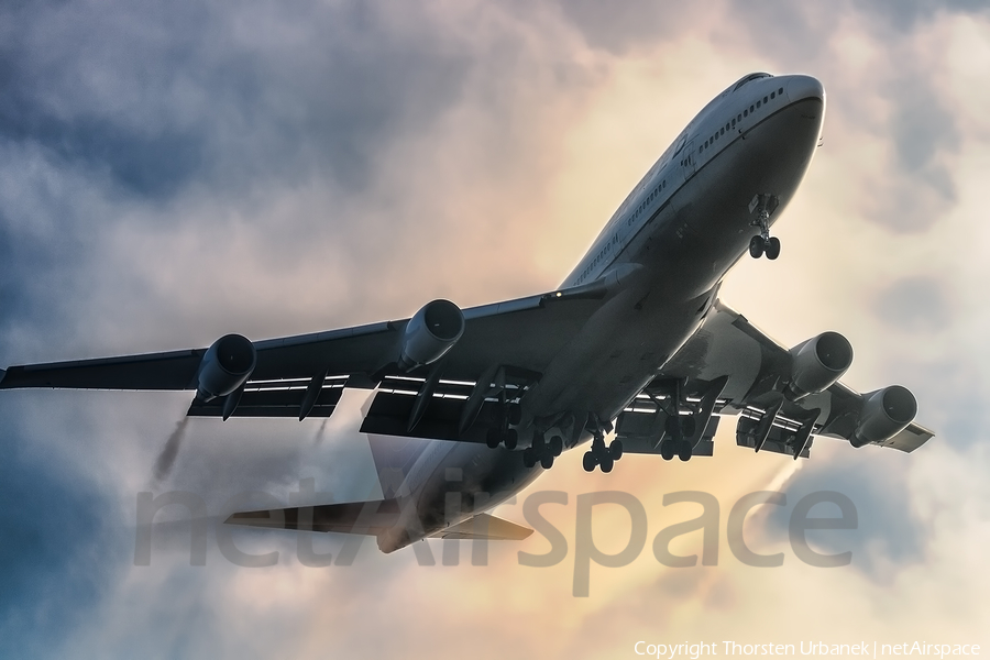 United Airlines Boeing 747-422 (N104UA) | Photo 148350