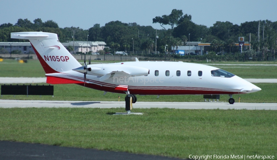 (Private) Piaggio P.180 Avanti (N105GP) | Photo 299375