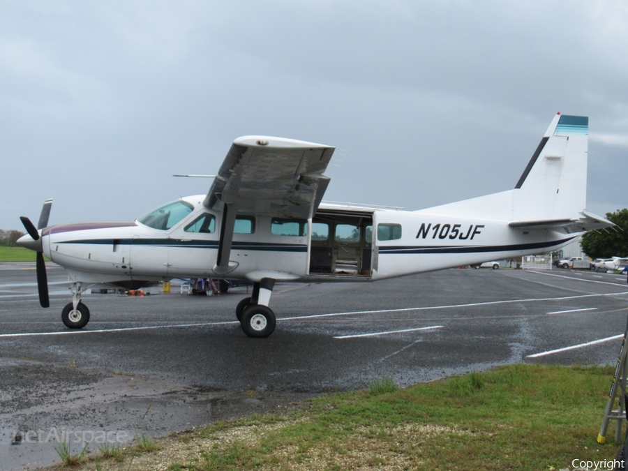 (Private) Cessna 208 Caravan I (N105JF) | Photo 613732