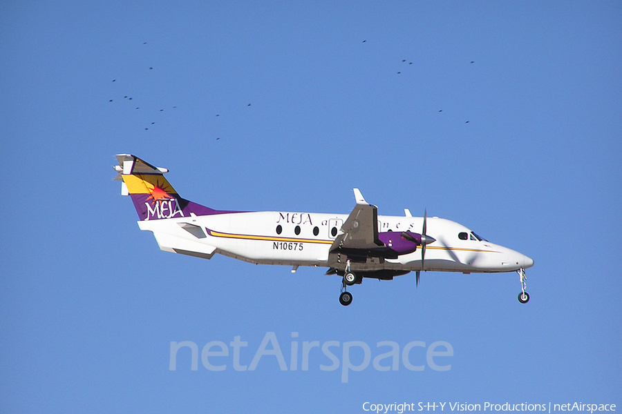 Mesa Airlines Beech 1900D (N10675) | Photo 26895