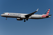 American Airlines Airbus A321-231 (N106NN) at  Los Angeles - International, United States