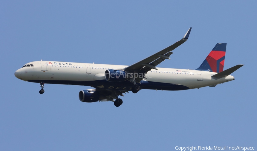 Delta Air Lines Airbus A321-211 (N107DN) | Photo 649410