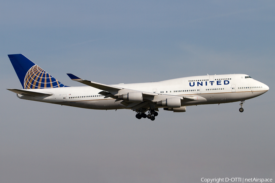 United Airlines Boeing 747-422 (N107UA) | Photo 490649